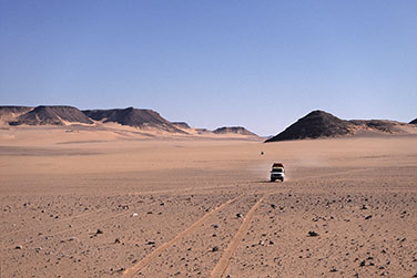 Oben auf dem Plateau des Gilf Kebir - The Gap